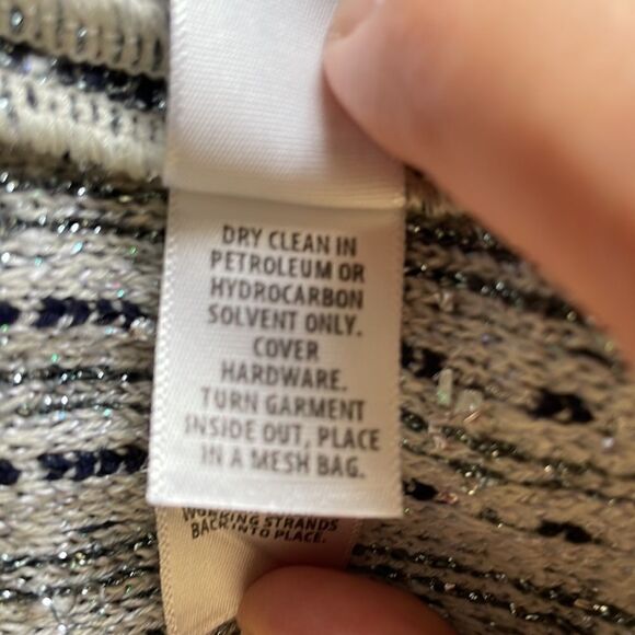St. John Tweed Metallic Jacket‎ - Picture 8 of 8